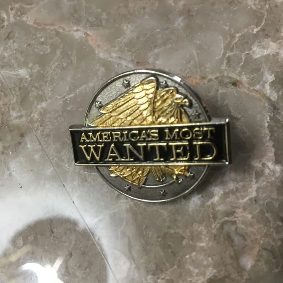 Fox America’s Most Wanted Lapel/Hat Pin Unique! - Picture 1 of 7